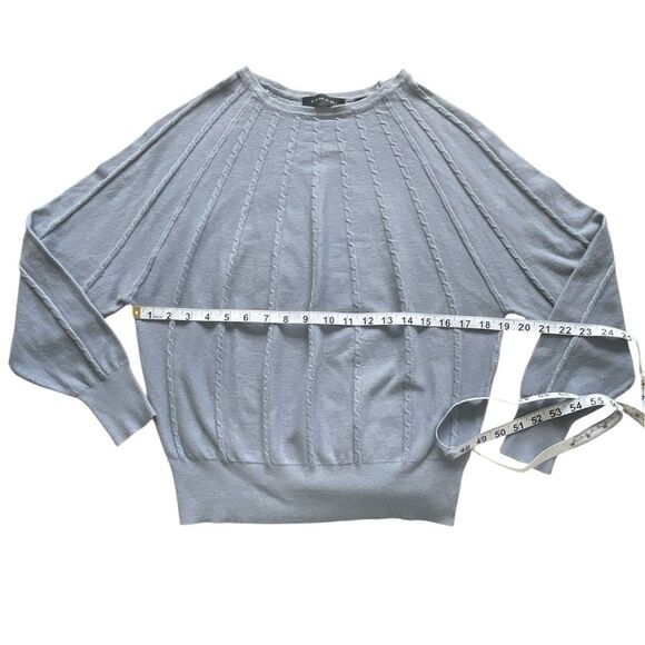 TAHARI Gray lavender undertone Cable Knit Sweater, light batwing 3/4 sleeve M/L - Picture 7 of 9